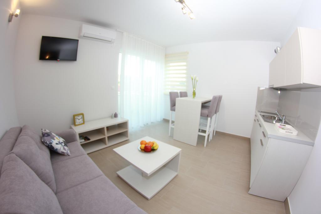Mar Apartment *